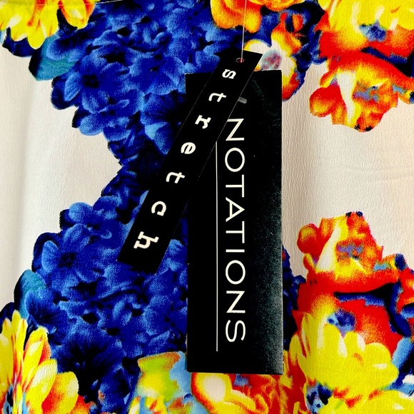 NWT Notations top.White&floral. Excellent condition.Soft&comfortable.scoopneck - Picture 3 of 7